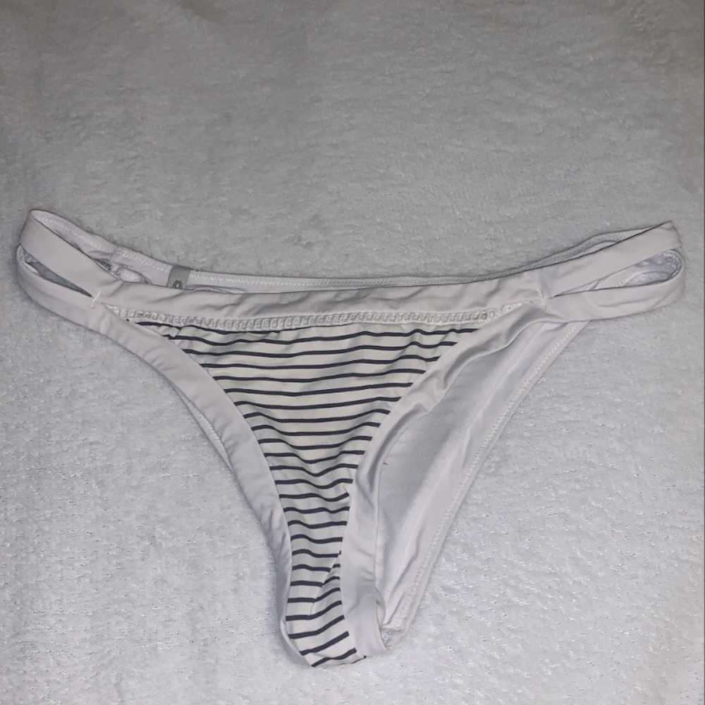 cheeky swim suit bottoms